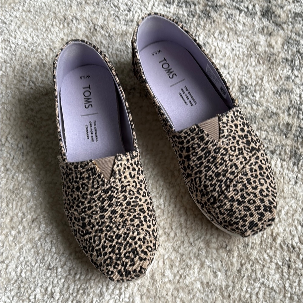 Tom’s Alpargata - size 5.5